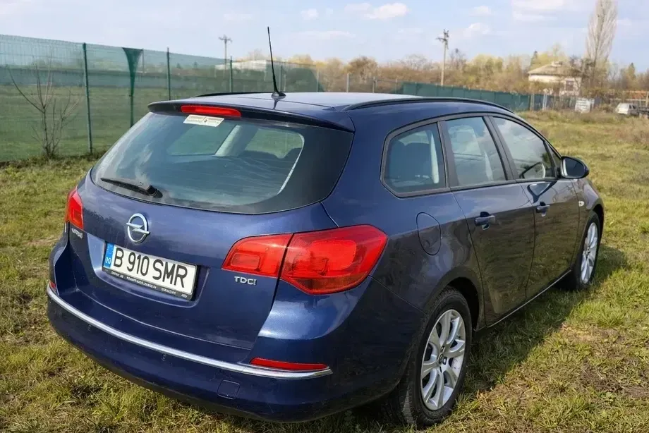 Opel Astra J 1.7 CDTI Start/Stop Sport — imagine 4