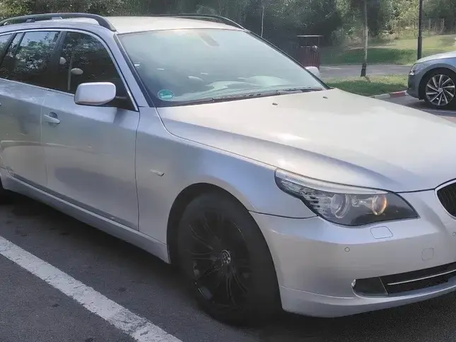 BMW Seria 5 E60/E61 [2003 - 2010] 520d Aut. Edition Exclusive