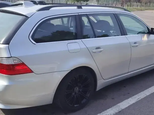 BMW Seria 5 E60/E61 [2003 - 2010] 520d Aut. Edition Exclusive