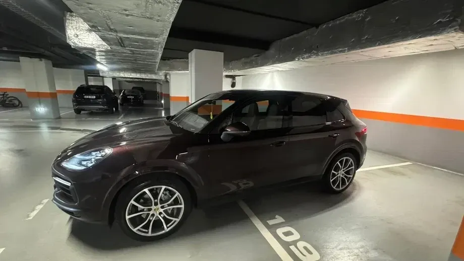 Porsche Cayenne — imagine 2