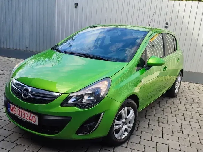 Opel Corsa D 1.4 16V Active
