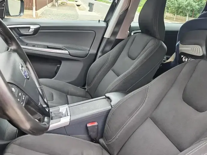 Volvo XC 60 I D5 AWD Start-Stop Summum