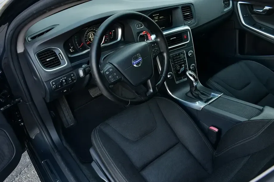 Volvo S60 II — imagine 6
