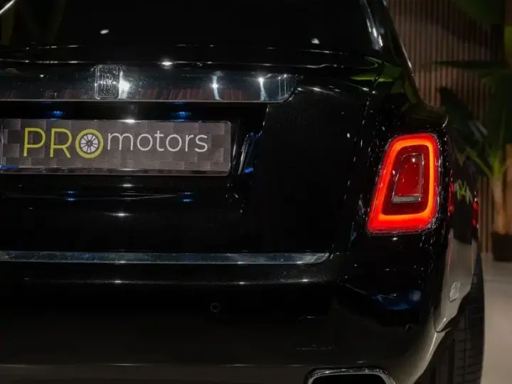 Rolls-Royce Phantom