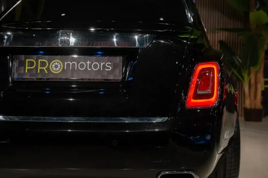 Rolls-Royce Phantom — imagine 4