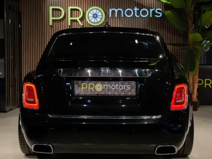 Rolls-Royce Phantom