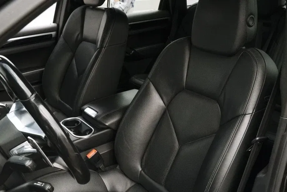 Porsche Cayenne — imagine 5