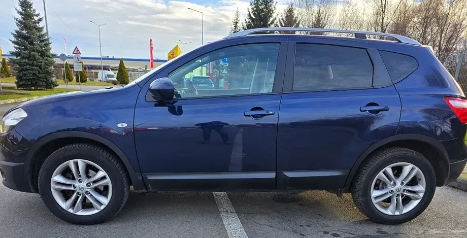 Nissan Qashqai I 2.0 DCI DPF Tekna — imagine 3