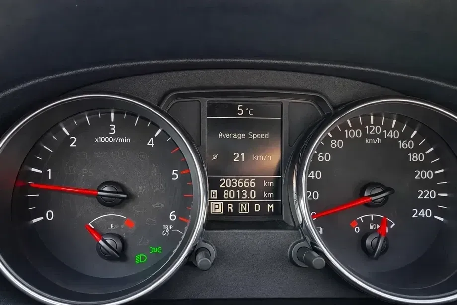Nissan Qashqai I 2.0 DCI DPF Tekna — imagine 6