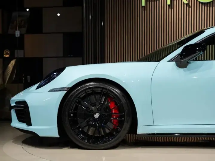 Porsche 911