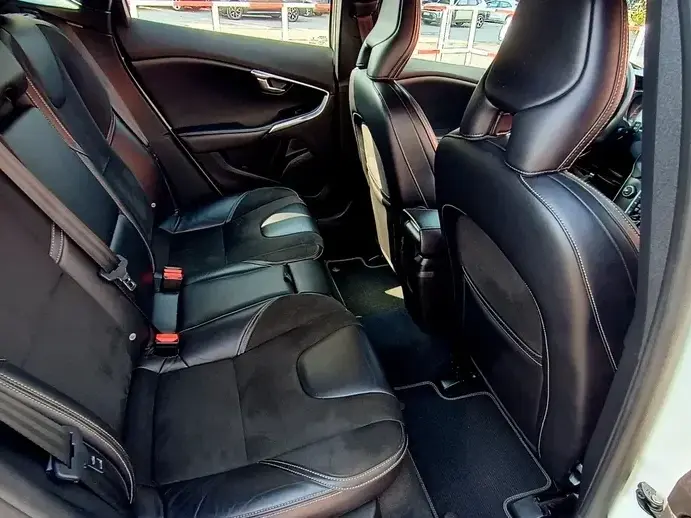 Volvo V40 II D2 RDesign
