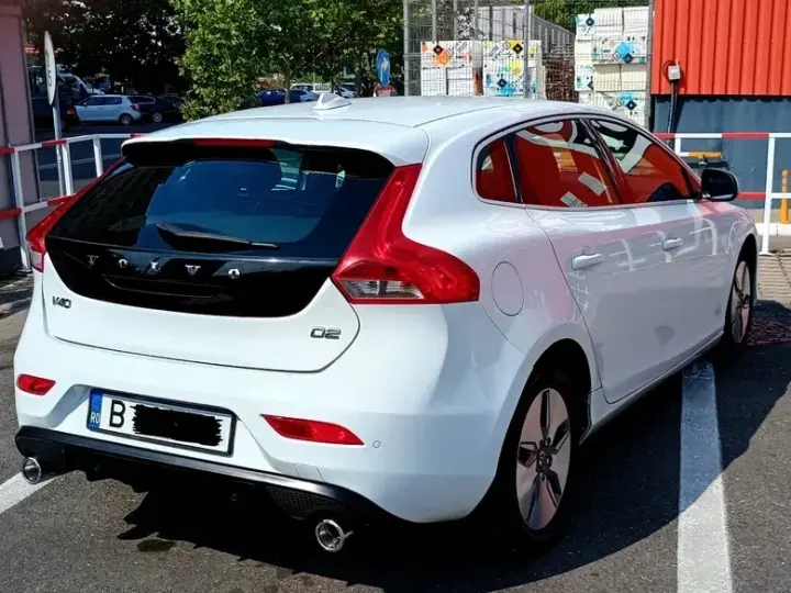 Volvo V40 II D2 RDesign