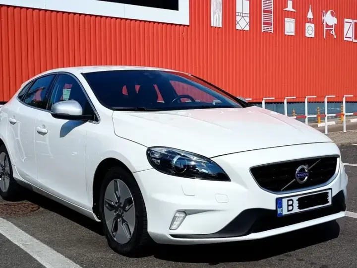 Volvo V40 II D2 RDesign