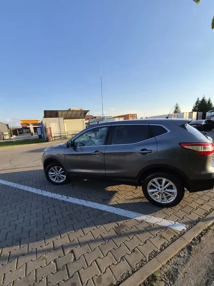 Nissan Qashqai 1.6 DCI Start/Stop X-TRONIC N-Connecta — imagine 2