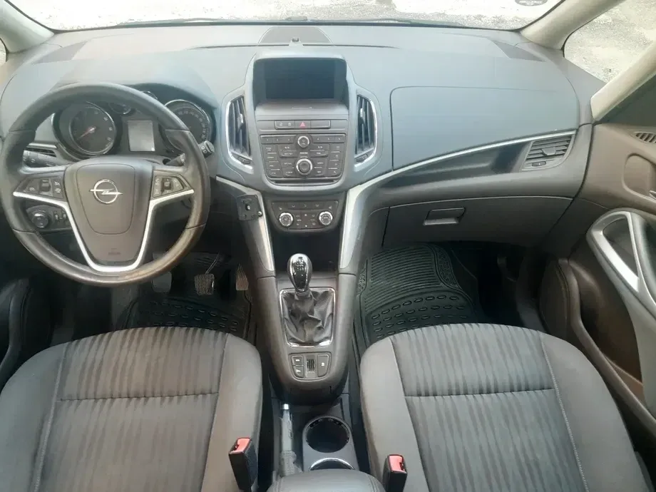Opel Zafira — imagine 4