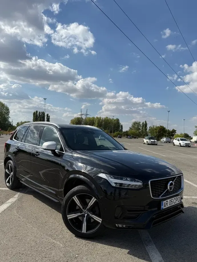 Volvo XC 90 II D5 AWD R-Design — imagine 2