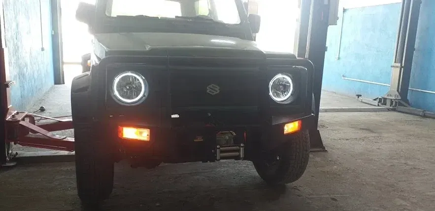 Suzuki Samurai — imagine 3