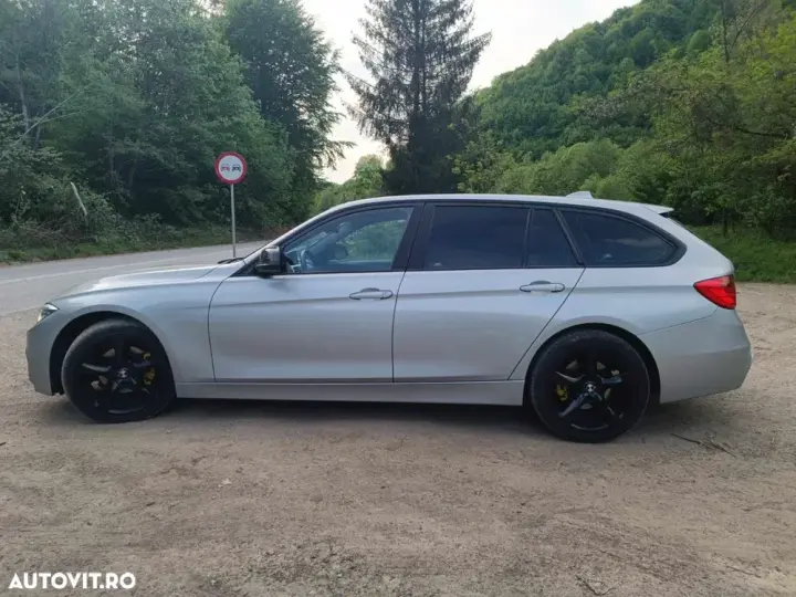 BMW Seria 3 F30/F31/F34 [2011 - 2019] 318d