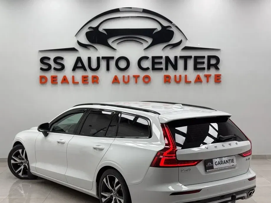 Volvo V60 D4 R-Design — imagine 4