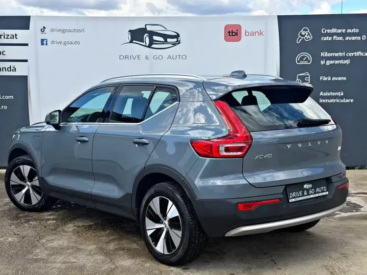 Volvo XC 40 T4 Recharge DKG Plus Bright
