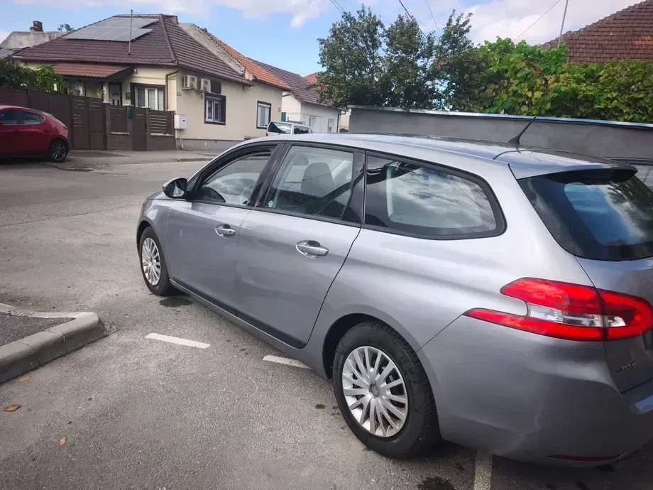 Peugeot 308 II BlueHDi 120 Stop & Start Allure — imagine 4