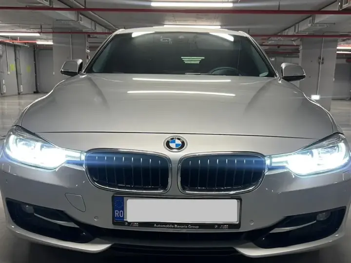 BMW Seria 3 F30/F31/F34 328i xDrive AT Sport Line