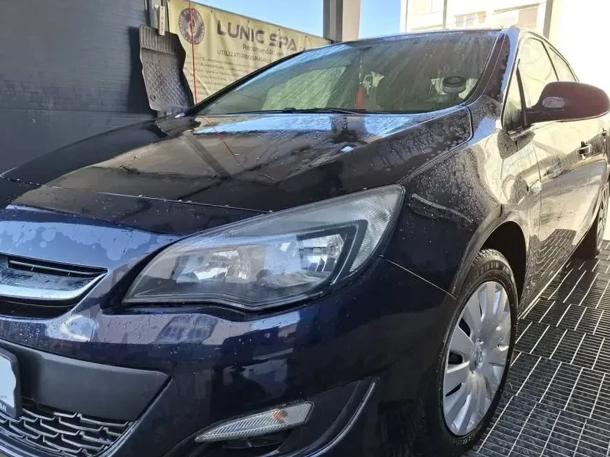 Opel Astra 1.6 Selection — imagine 2