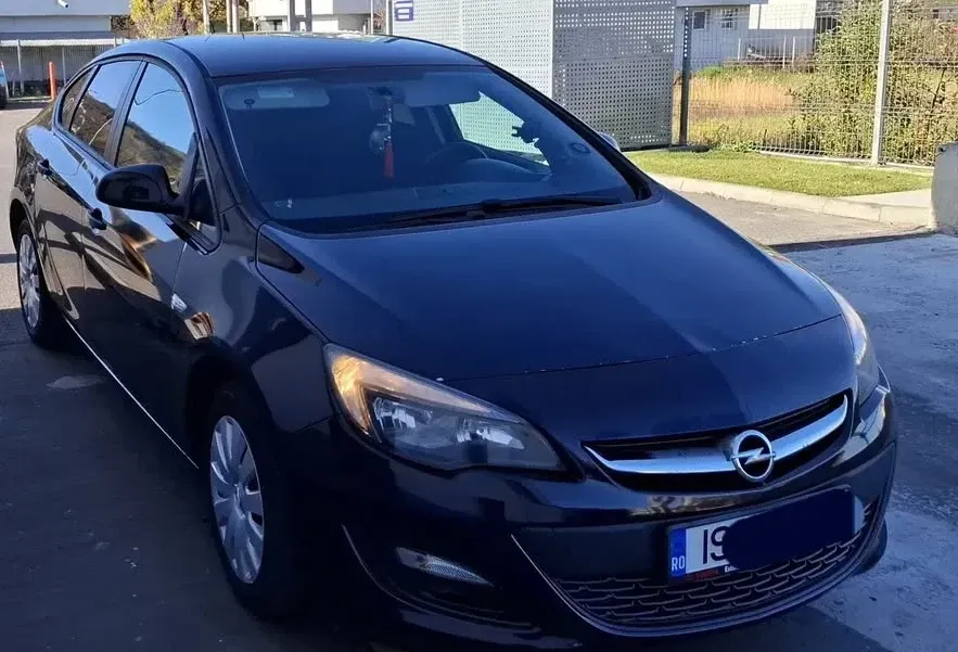 Opel Astra 1.6 Selection — imagine 4