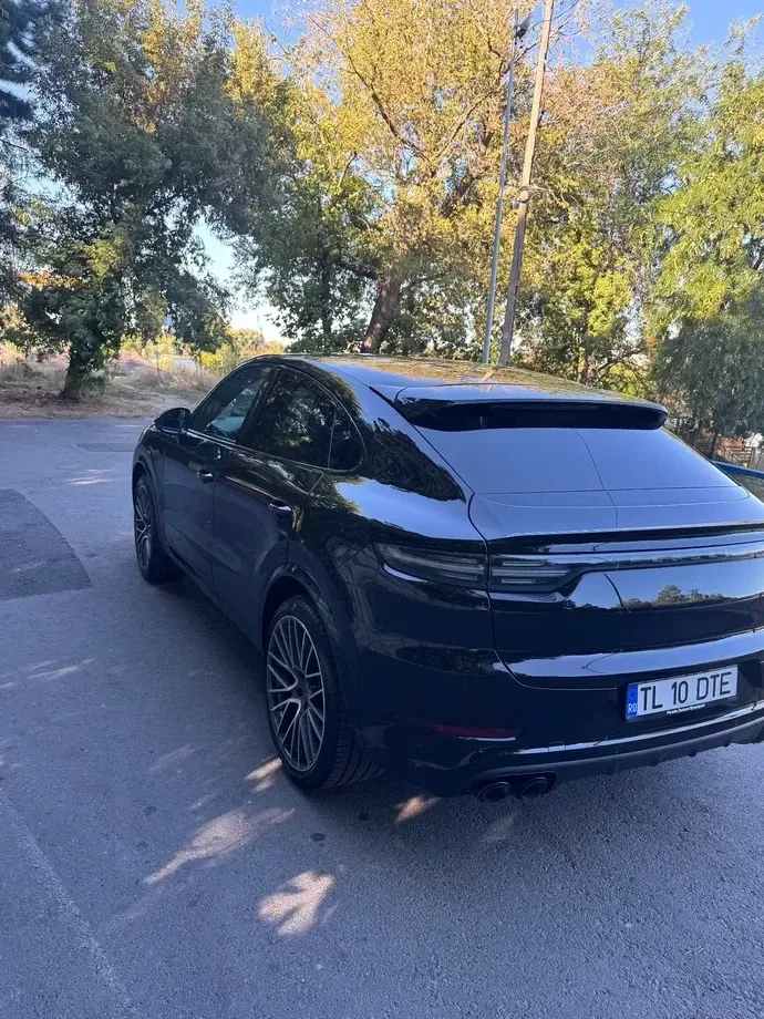 Porsche Cayenne — imagine 5