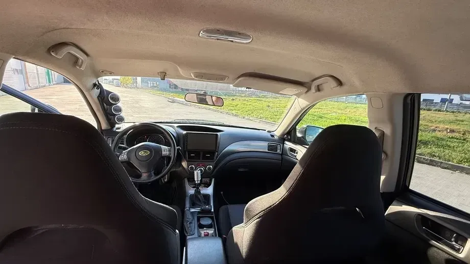 Subaru Impreza 2.0D Active — imagine 2