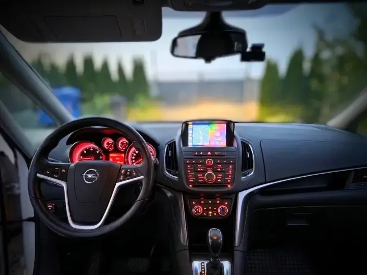 Opel Zafira C [2011 - Prezent 2.0 CDTI ECOTEC Edition Aut.