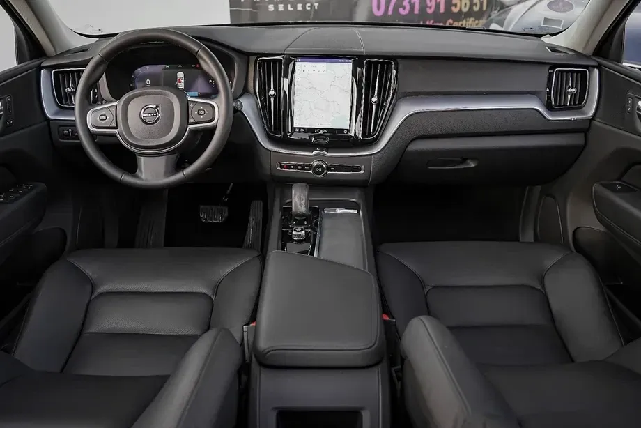 Volvo XC 60 Recharge T6 Twin Engine eAWD Inscription Expression — imagine 4