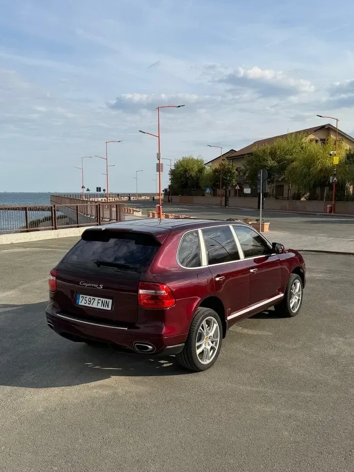 Porsche Cayenne — imagine 5