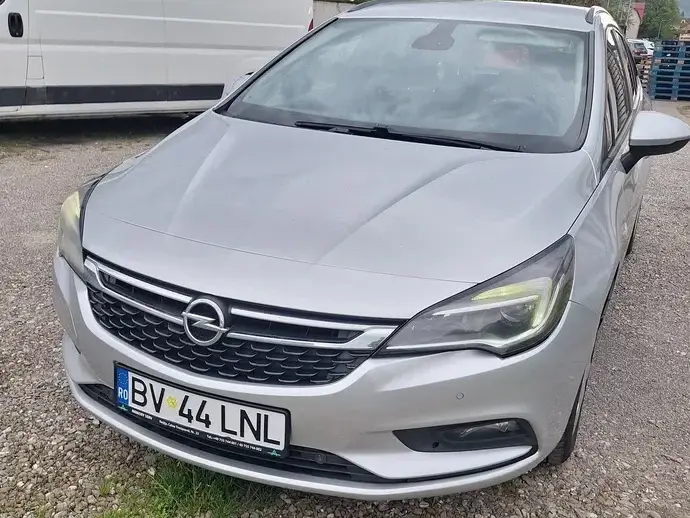 Opel Astra K 1.6 CDTI Start/Stop Selection