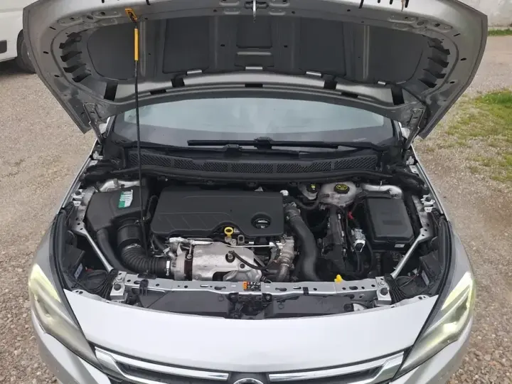 Opel Astra K 1.6 CDTI Start/Stop Selection