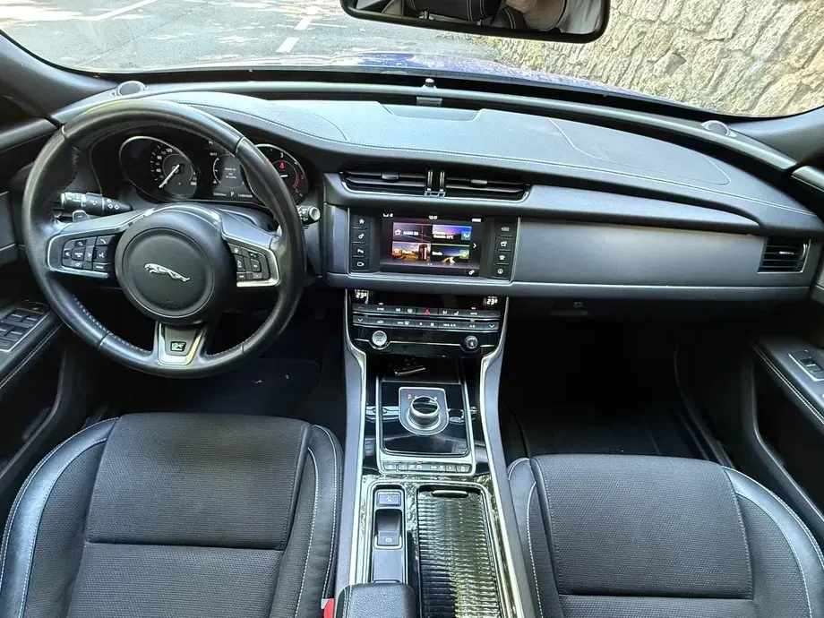Jaguar XF 25d AWD Aut. R-Sport — imagine 3