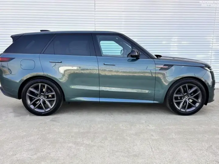 Land Rover Range Rover Sport III 3.0 I6 D300 MHEV Dynamic SE
