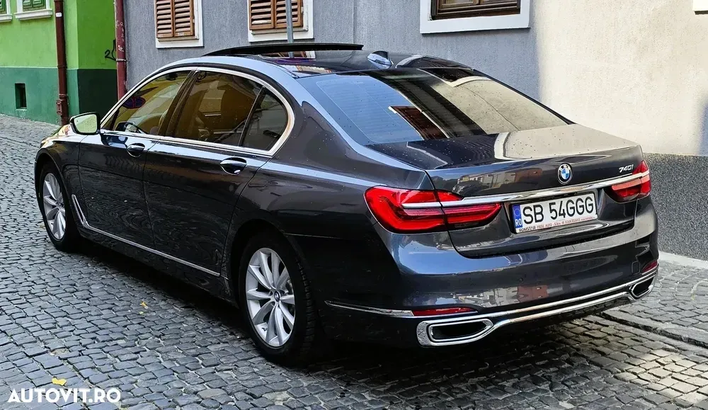 BMW Seria 7 G11/G12 [2015 - 2022] 740Li — imagine 6