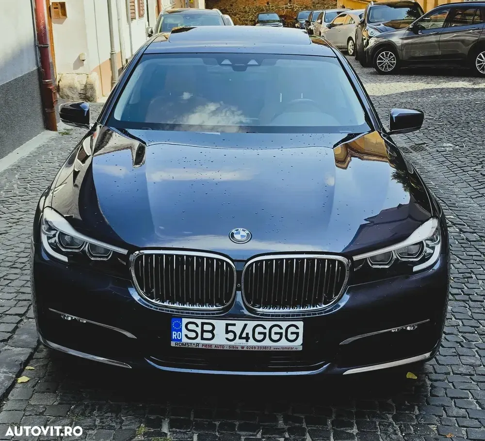 BMW Seria 7 G11/G12 [2015 - 2022] 740Li — imagine 4