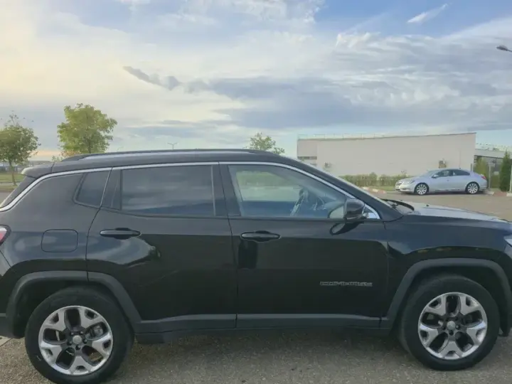 Jeep Compass 2.0 M-Jet 4x4 AT Limited