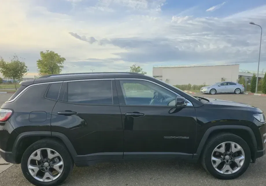 Jeep Compass 2.0 M-Jet 4x4 AT Limited — imagine 4