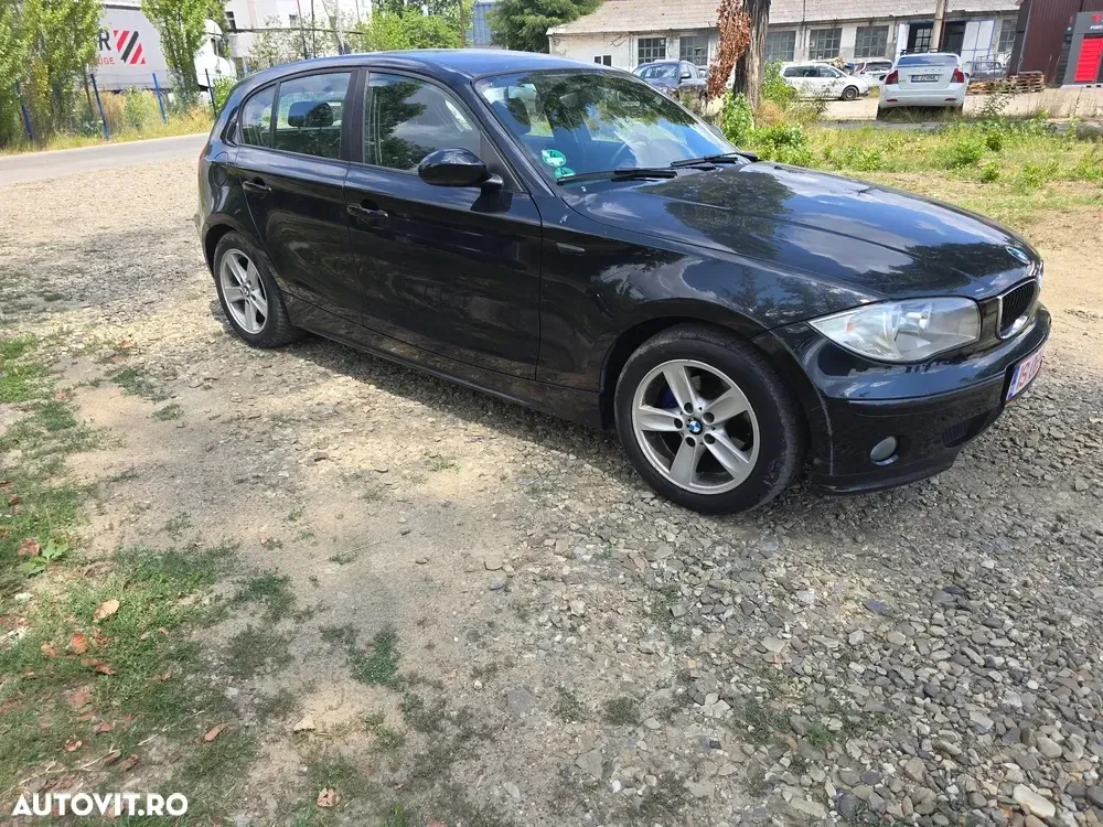 BMW Seria 1 E81/E82/E87/E88 [2004 - 2011] 120i — imagine 5