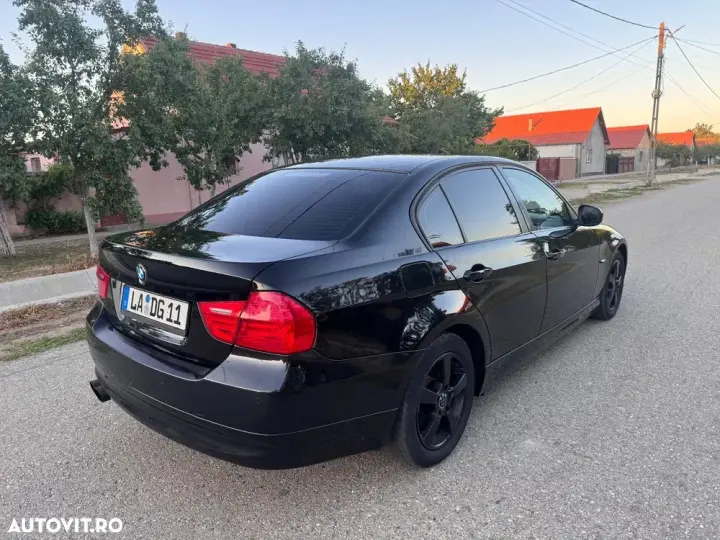 BMW Seria 3 E90/E91/E92/E93 [2005 - 2013] 318d