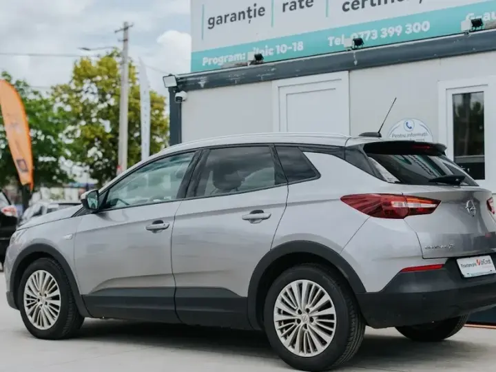 Opel Grandland X 1.6 D Start/Stop Automatik Business Edition