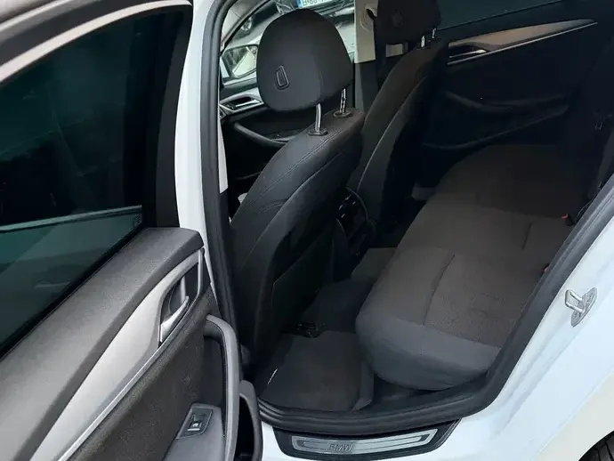 BMW Seria 5 G30/G31 [2017 - Prezent] 520d AT