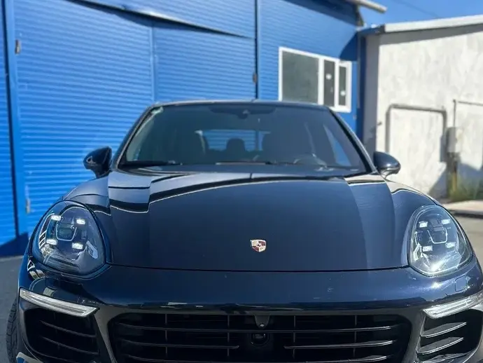 Porsche Cayenne S E-Hybrid Platinum Edition