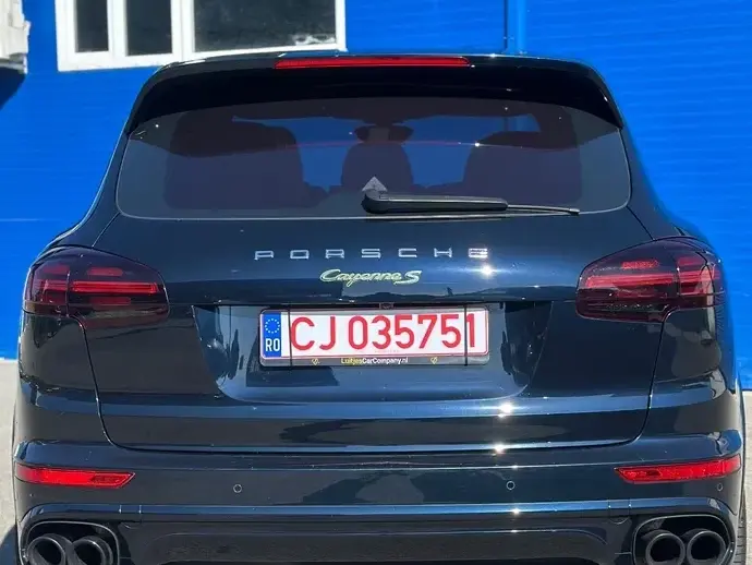Porsche Cayenne S E-Hybrid Platinum Edition