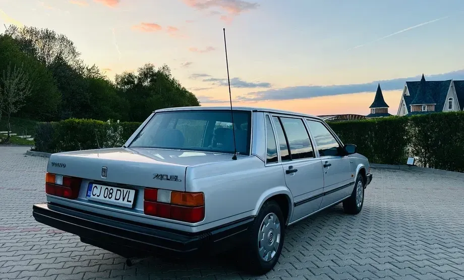 Volvo 740 — imagine 6