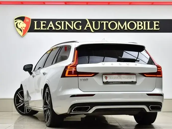 Volvo V60 II T6 AWD Recharge Geartronic RDesign