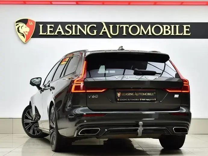 Volvo V60 II